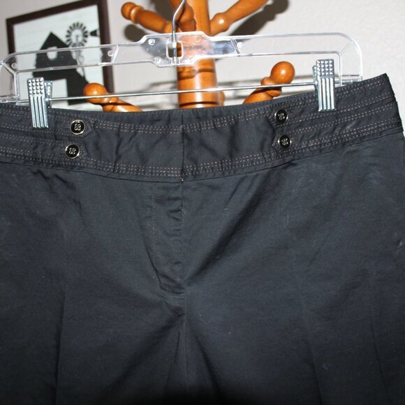 White House Black Market Pedal Pushers Size 8 Black - Picture 2 of 9